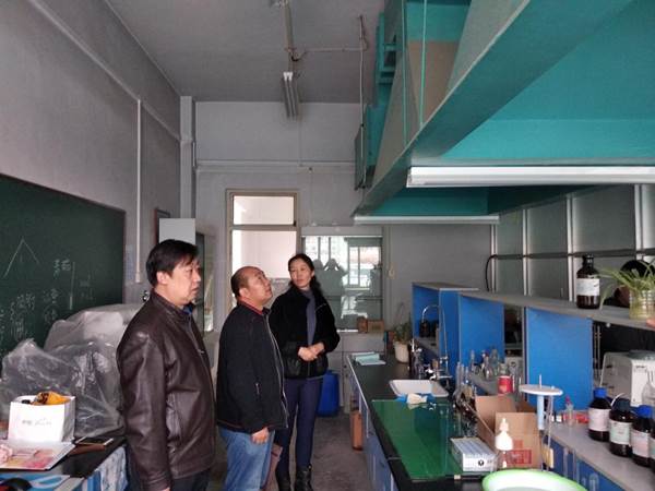 http://www.lzjtu.edu.cn/__local/3/F4/EC/6AAA75F36B17BAF0A0E1101D7E8_5F22BFF8_1700B.jpg