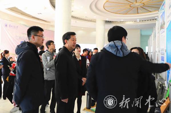 http://www.lzjtu.edu.cn/__local/9/26/2A/FCC86A9D1373A164408A904A202_908F79D8_13159.jpg